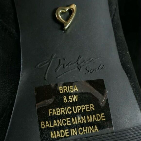 NWT Thalia Brisa Gorgeous Sz 7 W Knee High Black Suede Stilettos High Heel Boots - Picture 7 of 12